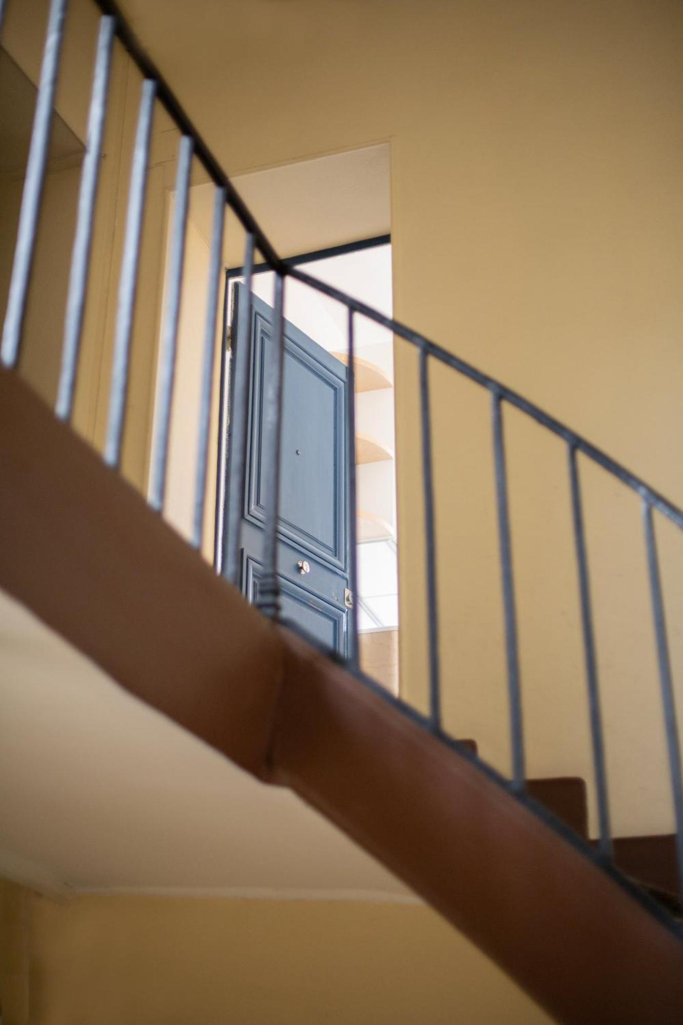Superbe Appartement Design Au Coeur De Versailles, Tout A Pied Екстериор снимка